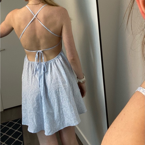Backless blue floral sundress - adjustable - Small - SHEIN - Picture 4 of 5